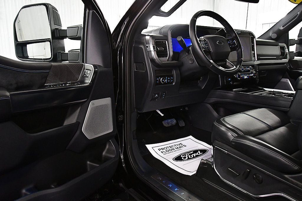 2025 Ford F-350SD DRW 8' Box