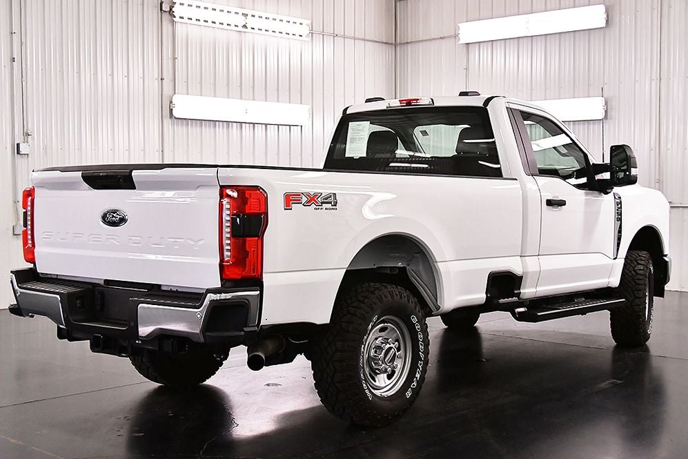 2024 Ford F-250SD XL 8' Box