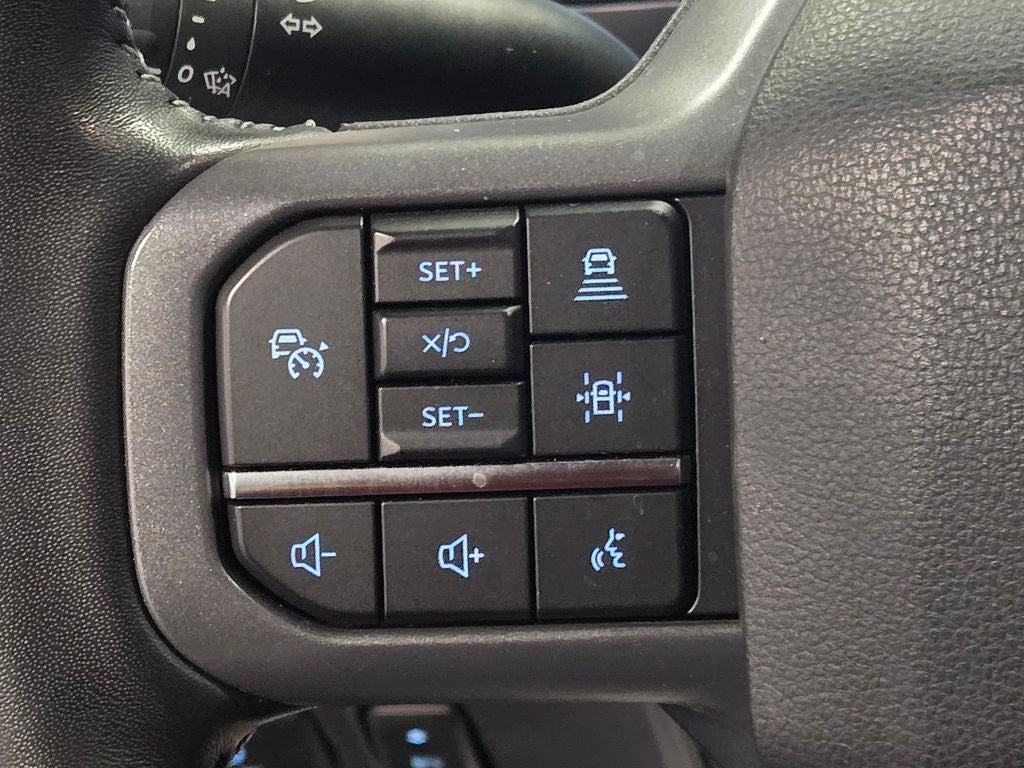 2023 Ford F-150 Lariat 5-1/2' Box