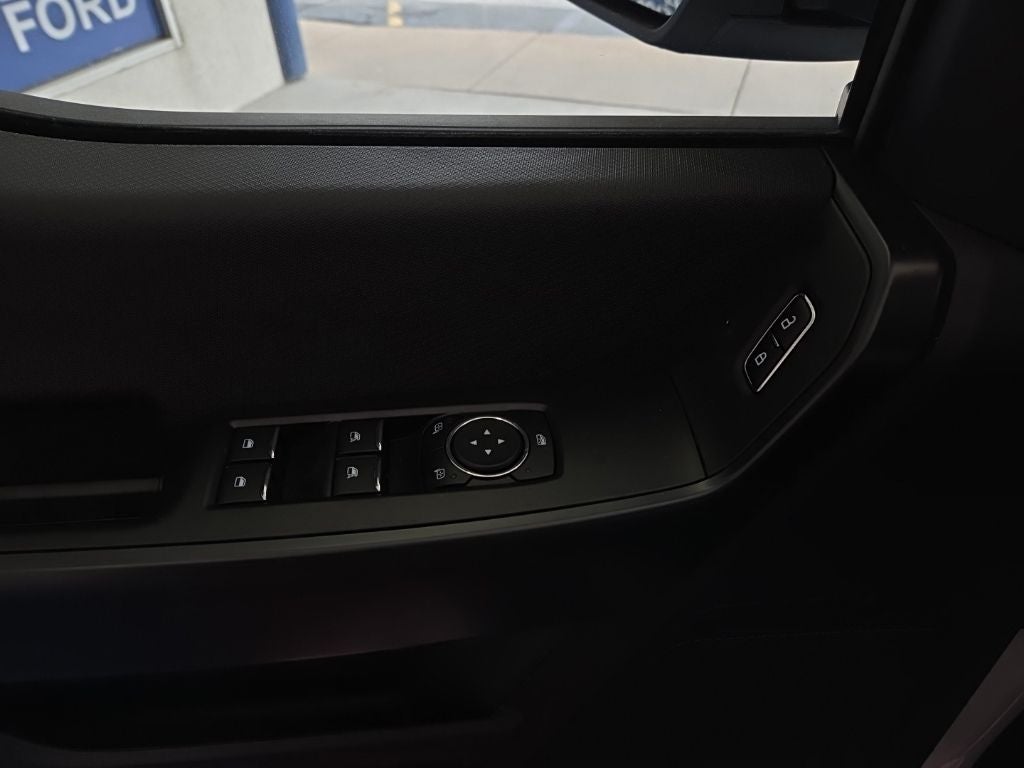 2025 Ford F-150 STX 5-1/2' Box