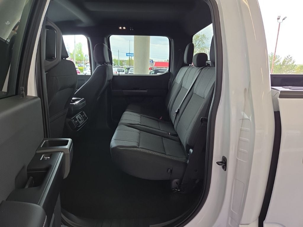 2025 Ford F-150 STX 5-1/2' Box