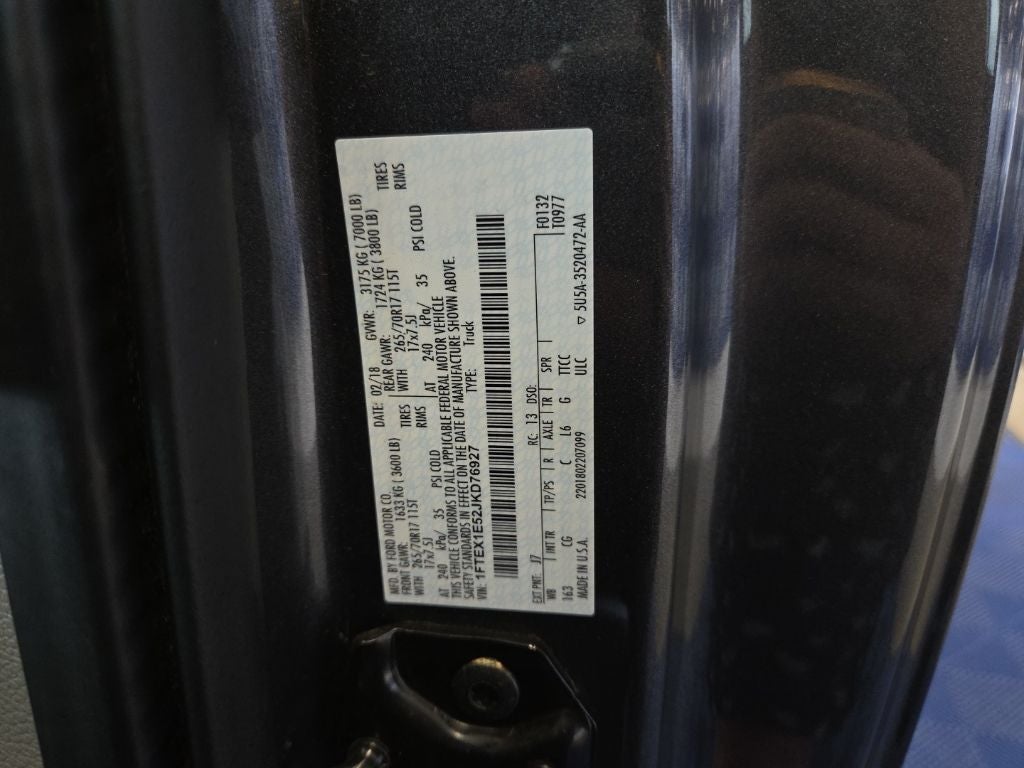 2018 Ford F-150 XL 8' Box