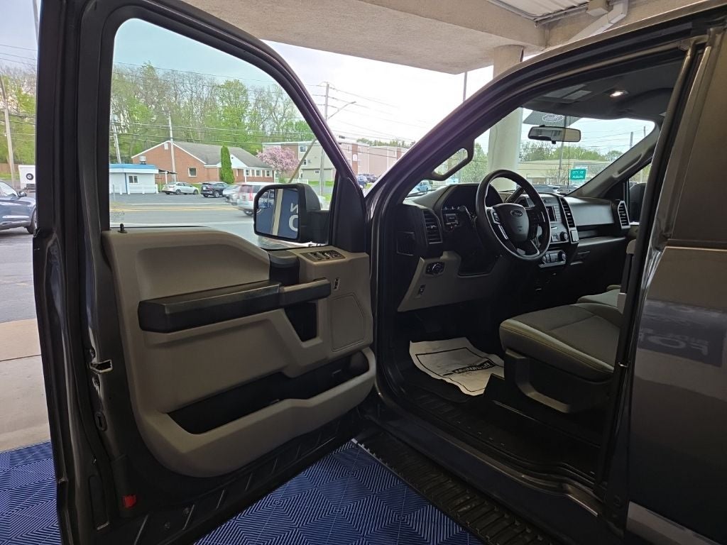 2018 Ford F-150 XL 8' Box