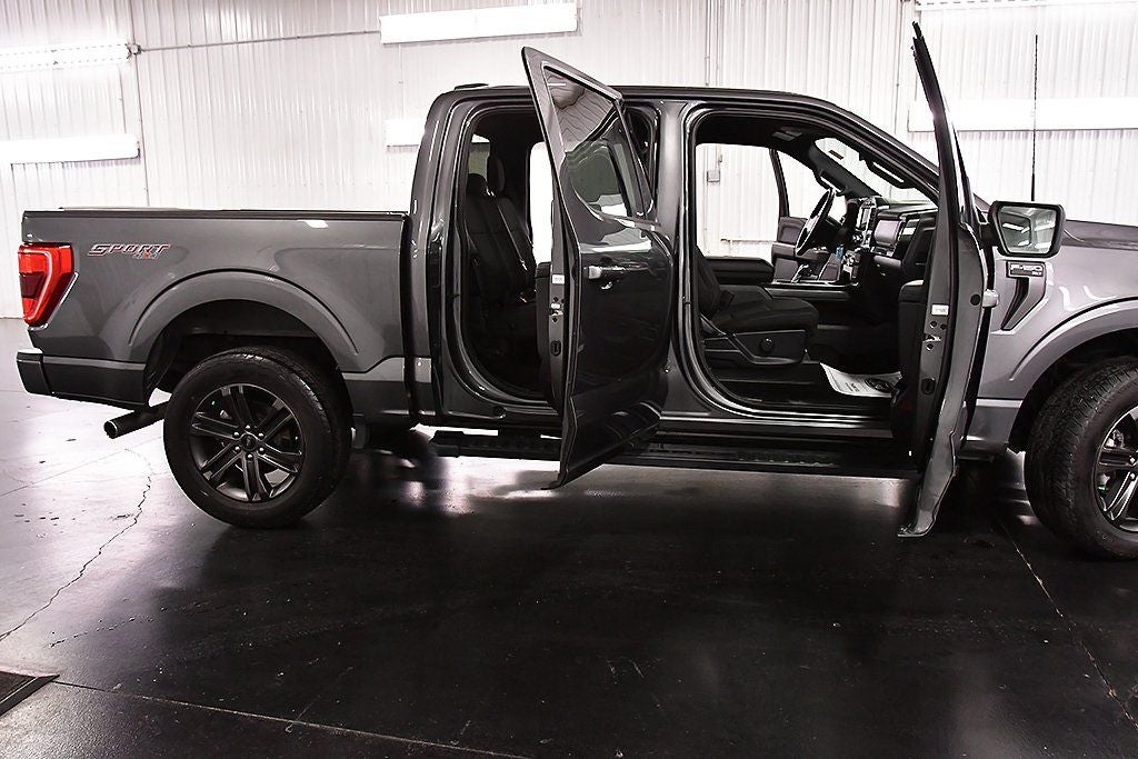 2022 Ford F-150 XLT Sport 5-1/2' Box