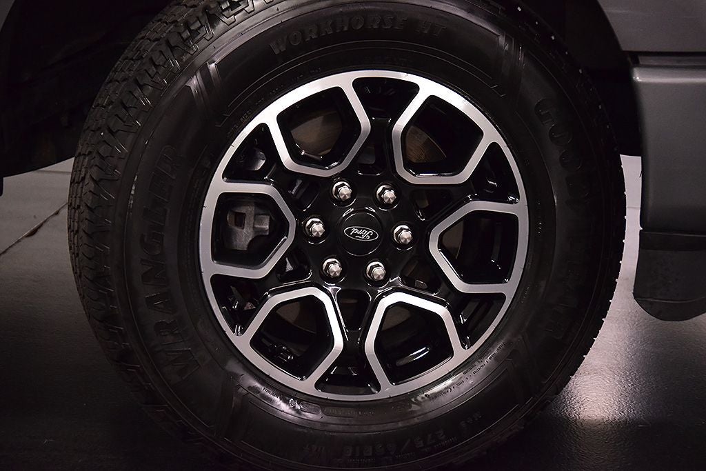 2022 Ford F-150 XLT Sport 5-1/2' Box