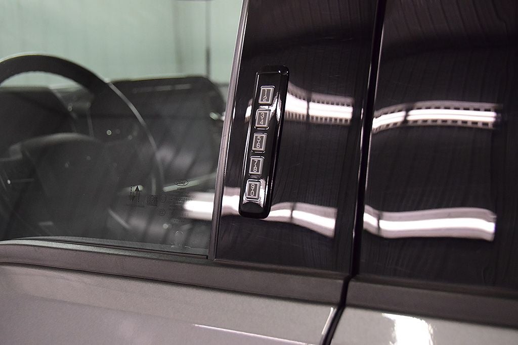 2022 Ford F-150 XLT Sport 5-1/2' Box