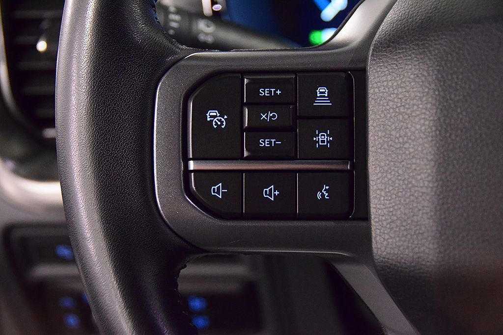 2023 Ford F-150 Lariat Sport 5-1/2' Box