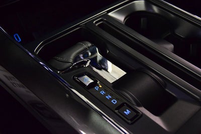 2023 Ford F-150 Lariat Sport 5-1/2' Box