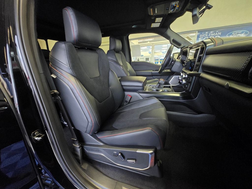 2025 Ford F-150 Raptor 37 5-1/2' Box