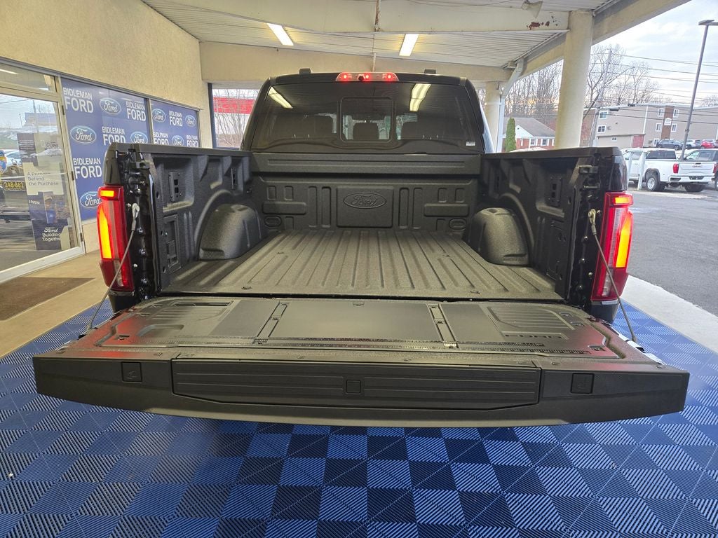 2025 Ford F-150 Raptor 37 5-1/2' Box
