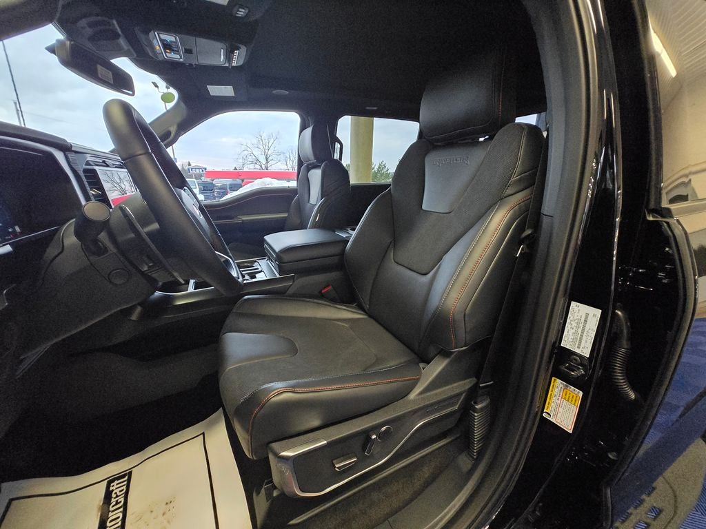 2025 Ford F-150 Raptor 37 5-1/2' Box