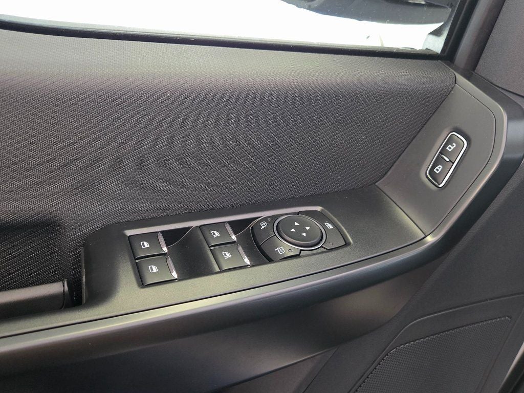 2025 Ford F-150 STX 5-1/2' Box Rocky Ridge