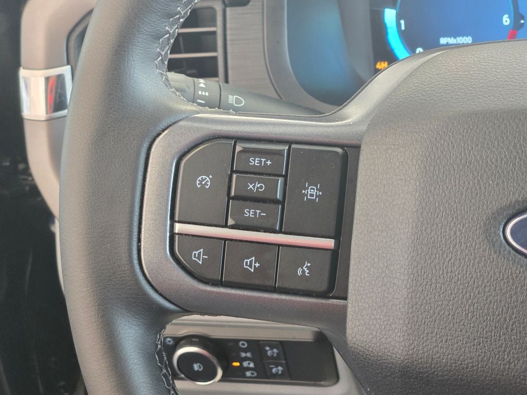 2025 Ford F-150 XLT 5-1/2' Box