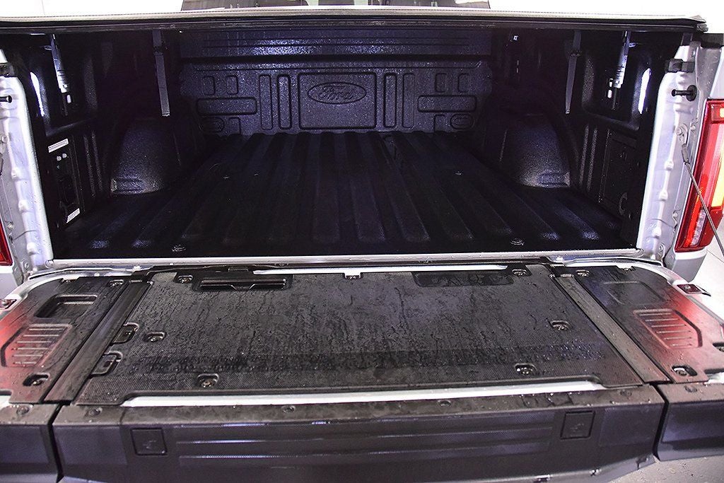 2025 Ford F-150 Lariat 5-1/2' Box