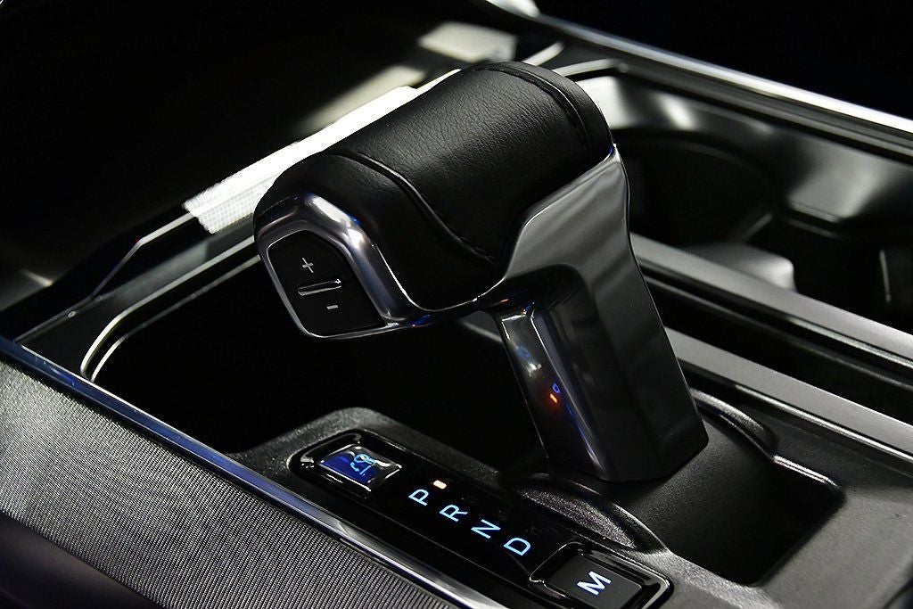 2025 Ford F-150 Platinum 5-1/2' Box