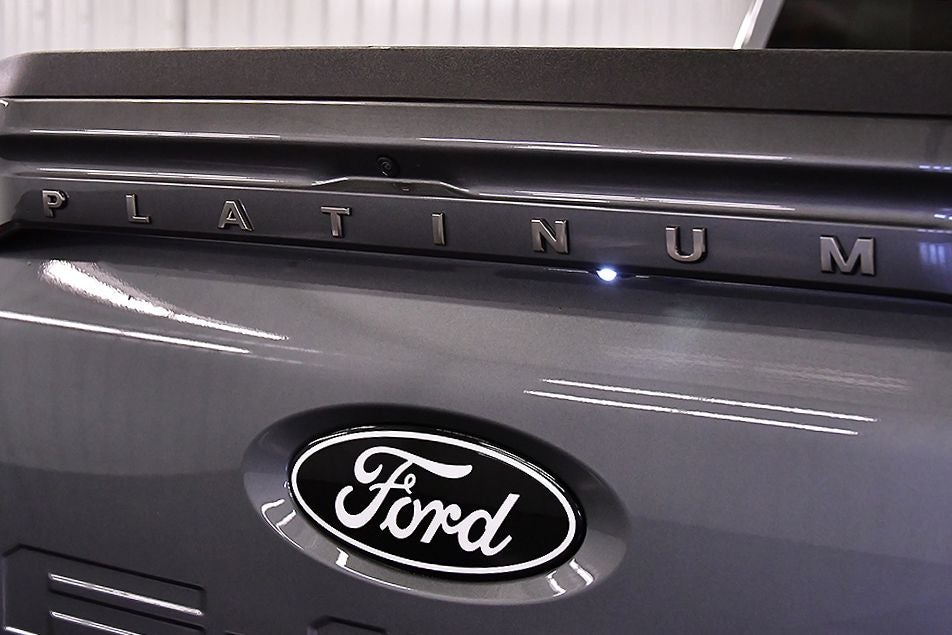 2025 Ford F-150 Platinum 5-1/2' Box