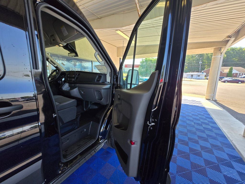 2025 Ford Transit-150 Base