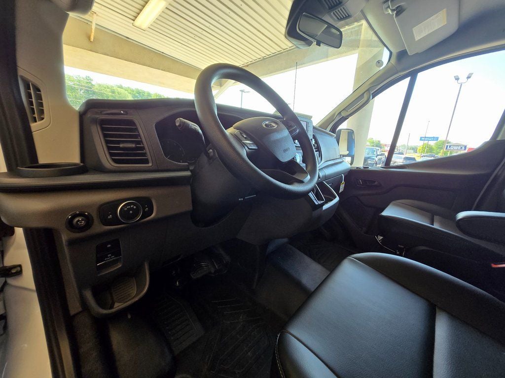 2025 Ford Transit-150 Base