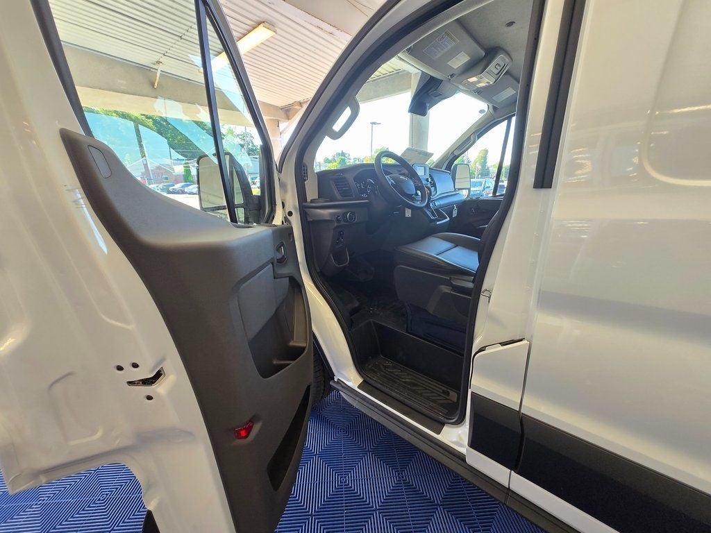 2025 Ford Transit-150 Base