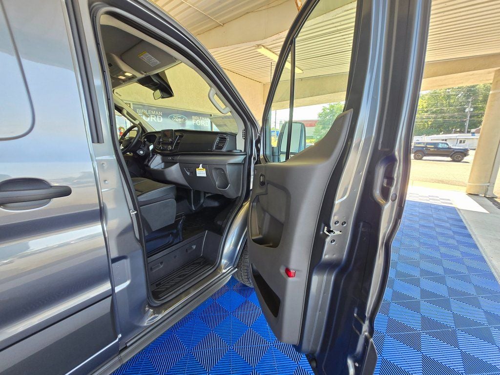 2025 Ford Transit-150 Base
