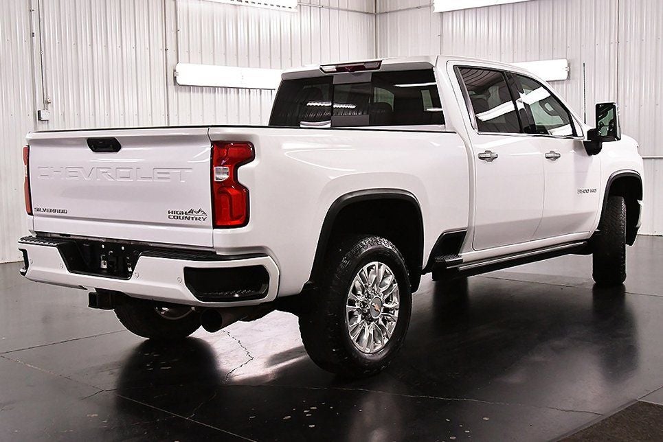 2022 Chevrolet Silverado 3500HD High Country Z71