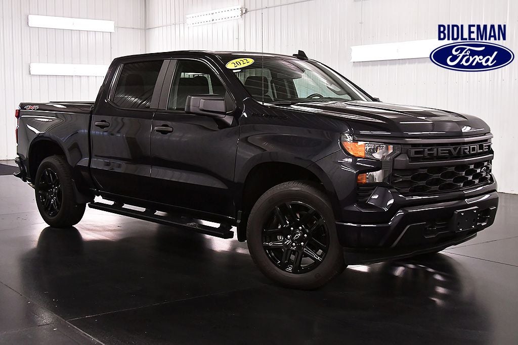 2022 Chevrolet Silverado 1500 Custom Dark Essentials