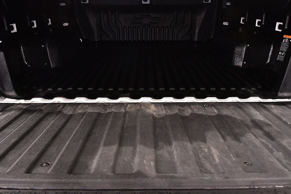 2025 Chevrolet Silverado 1500 Custom Dark Essentials