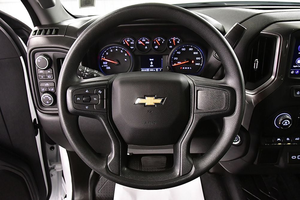 2025 Chevrolet Silverado 1500 Custom Dark Essentials