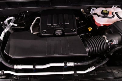 2025 Chevrolet Silverado 1500 Custom Dark Essentials