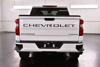 2025 Chevrolet Silverado 1500 Custom Dark Essentials