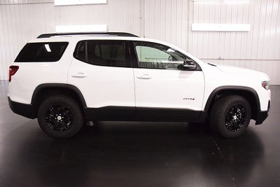 2023 GMC Acadia AT4