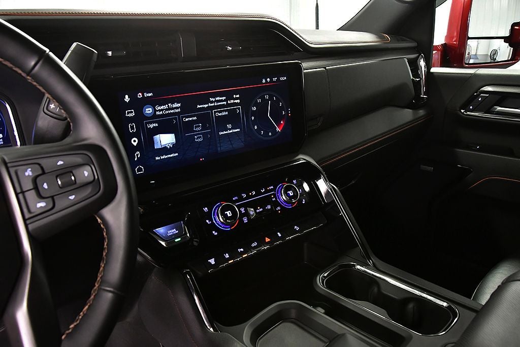 2025 GMC Sierra 2500HD AT4