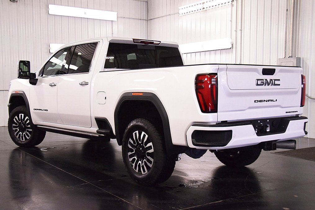 2025 GMC Sierra 2500HD Denali Ultimate