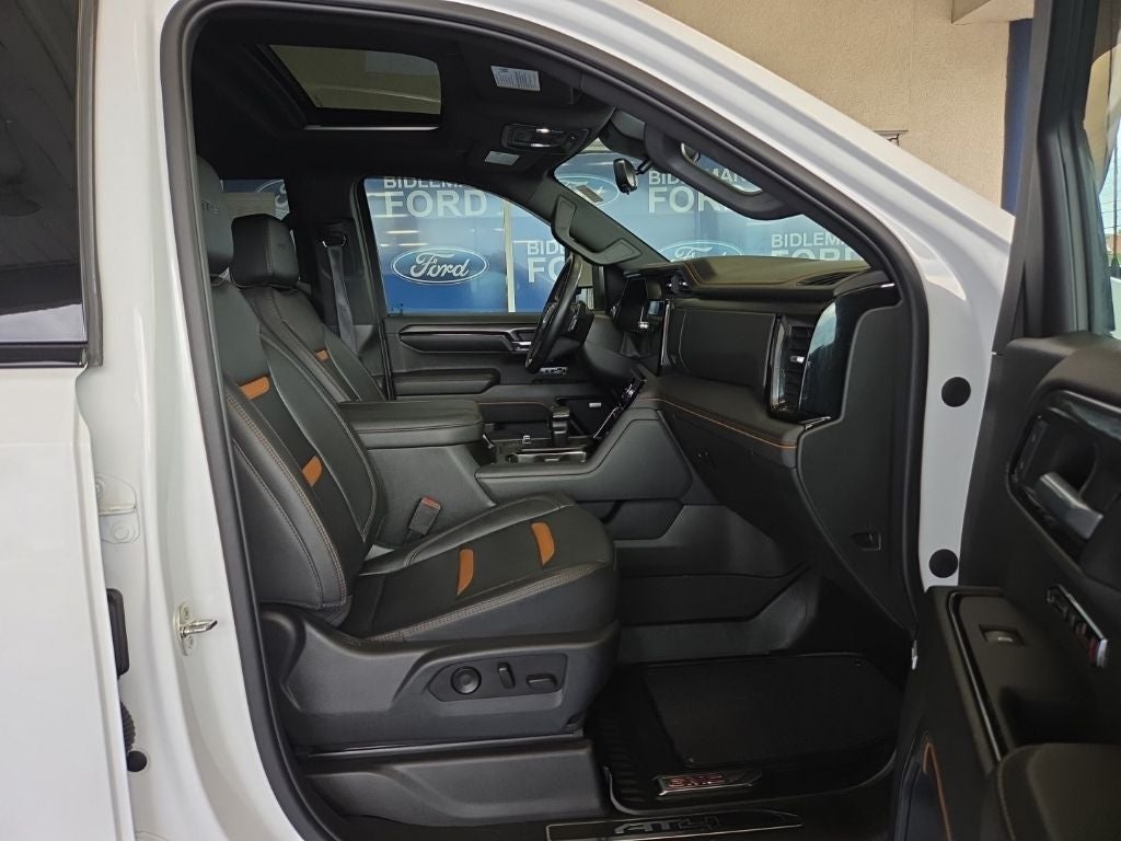 2023 GMC Sierra 1500 AT4
