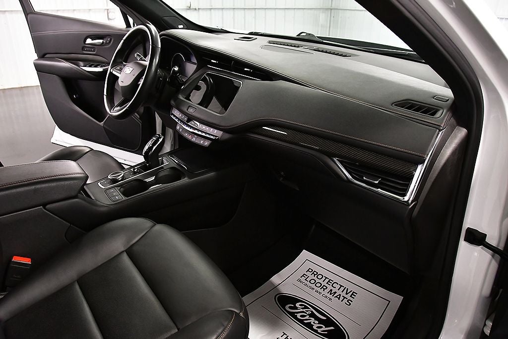 2023 Cadillac XT4 Sport