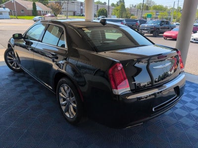 2021 Chrysler 300 Touring