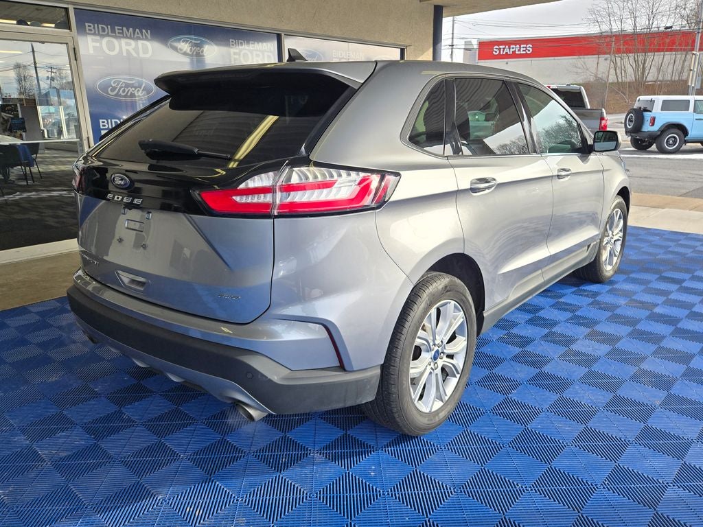 2022 Ford Edge Titanium