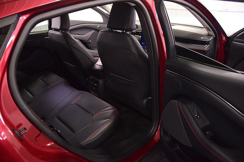 2025 Ford Mustang Mach-E Premium Sport