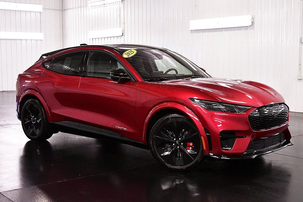 2025 Ford Mustang Mach-E GT