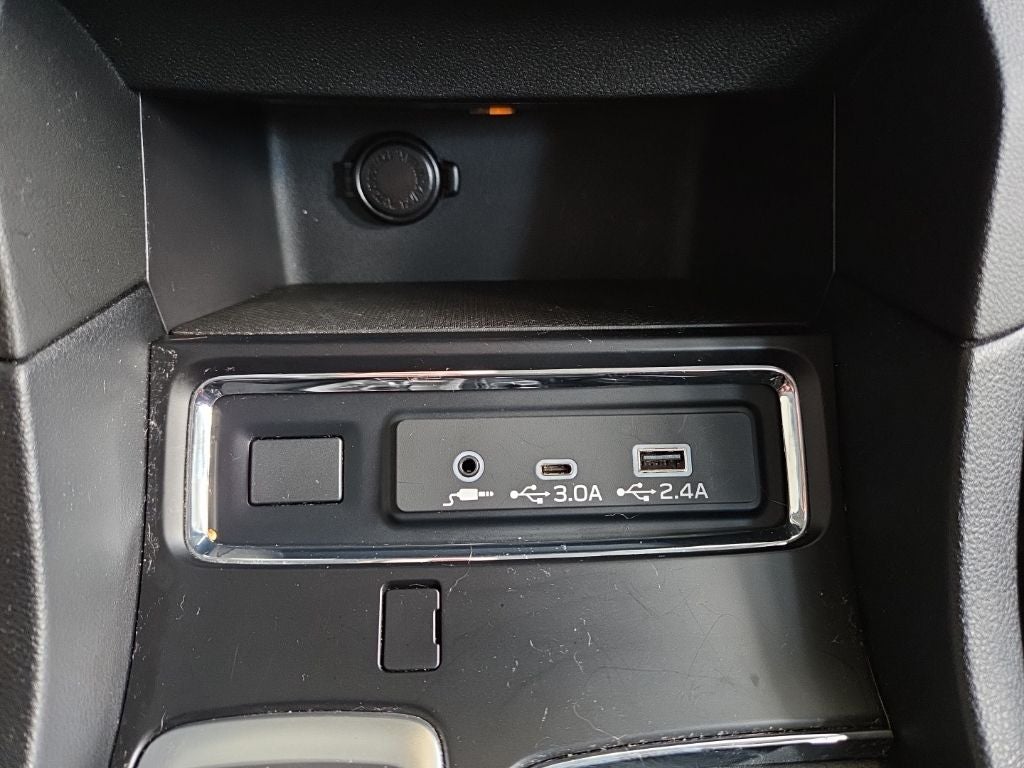 2023 Subaru Ascent Base