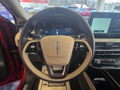 2025 Lincoln Corsair Premiere