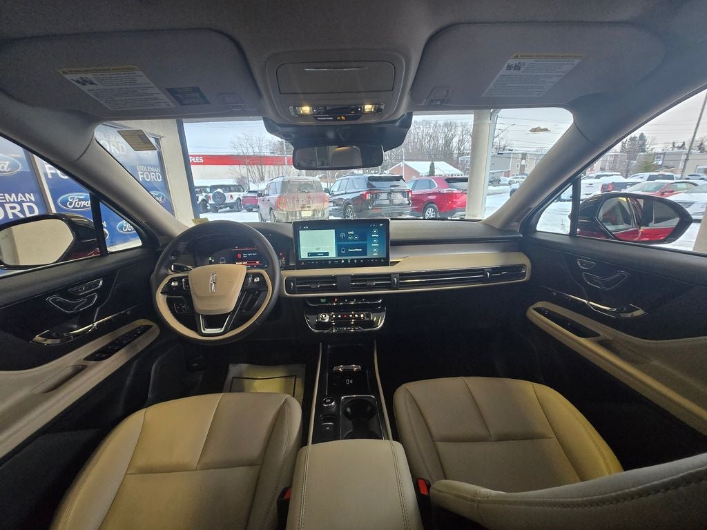 2025 Lincoln Corsair Premiere