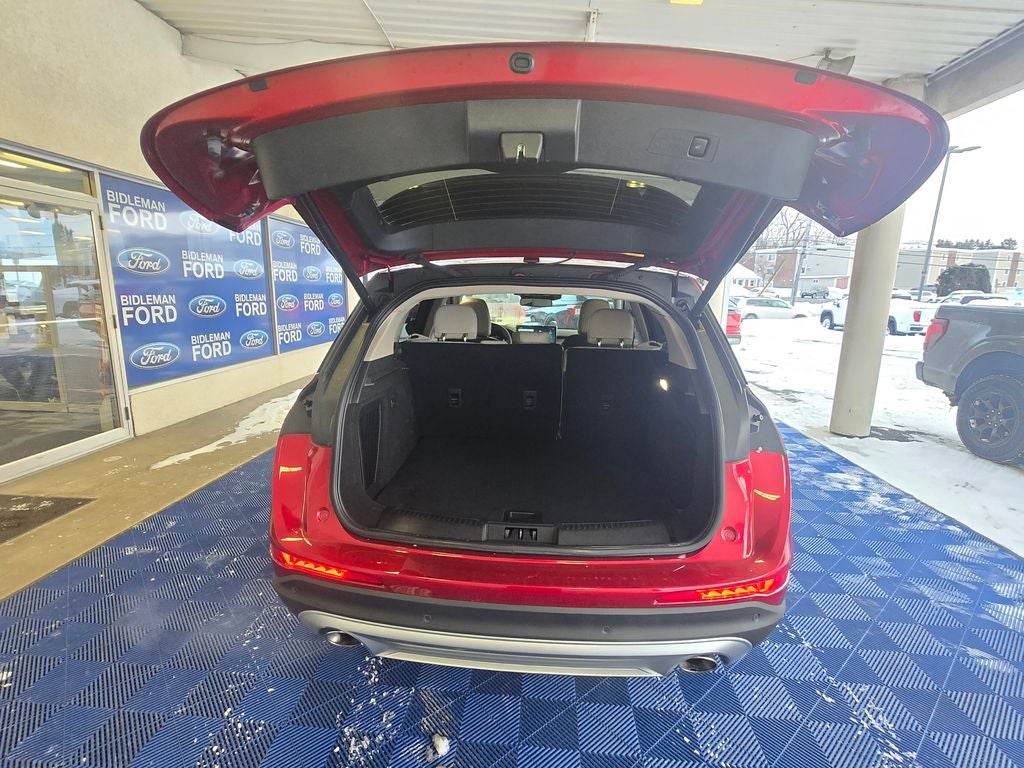 2025 Lincoln Corsair Premiere