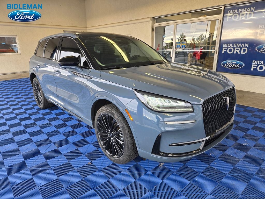 2023 Lincoln Corsair Standard Jet Edition