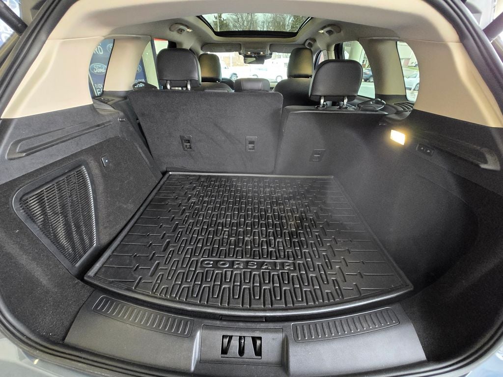 2023 Lincoln Corsair Standard Jet Edition