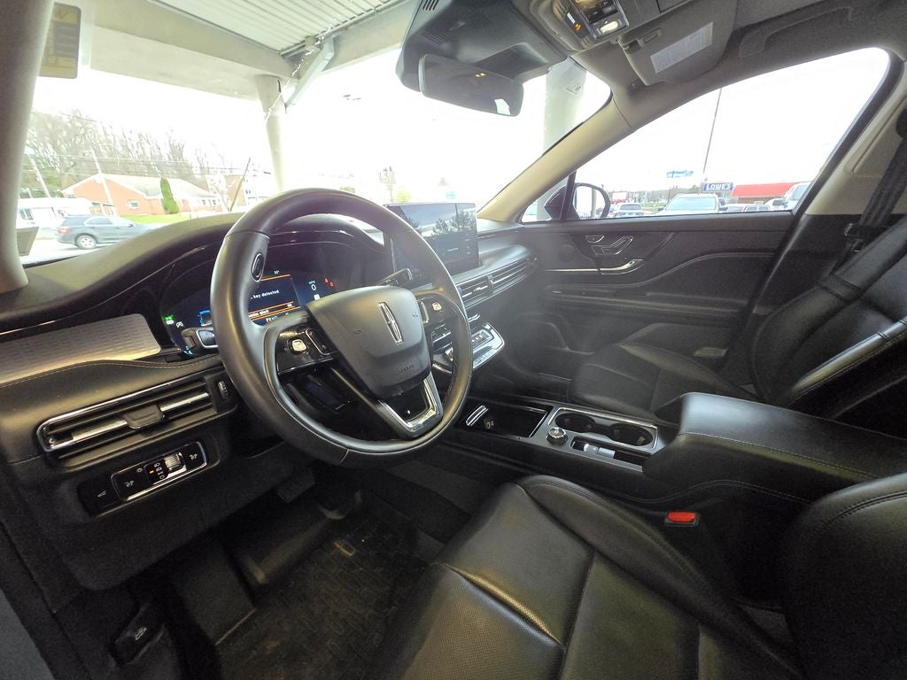 2023 Lincoln Corsair Standard Jet Edition