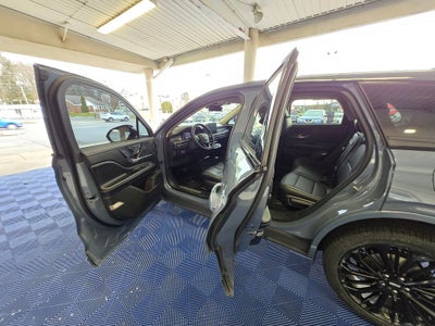 2023 Lincoln Corsair Standard Jet Edition