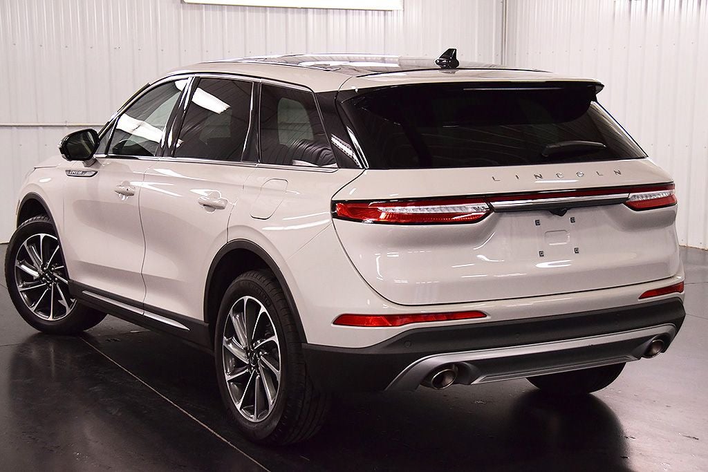2023 Lincoln Corsair Standard