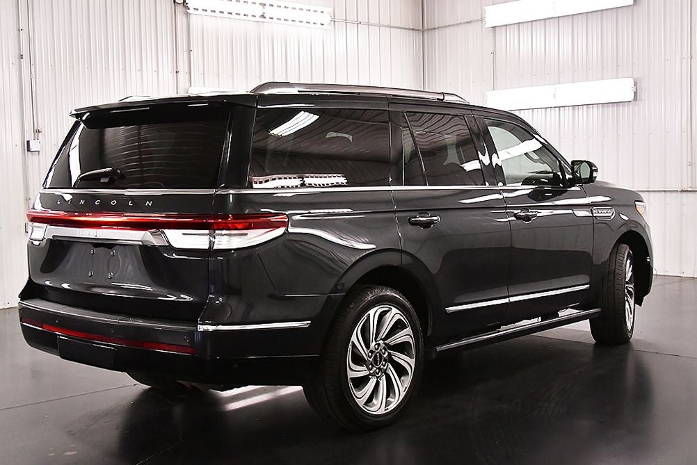 2024 Lincoln Navigator Reserve
