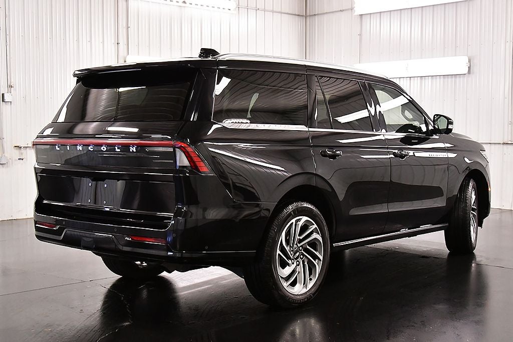 2025 Lincoln Navigator Reserve